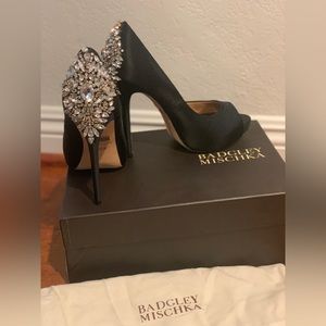 Badgley Mischka Shoes black satin